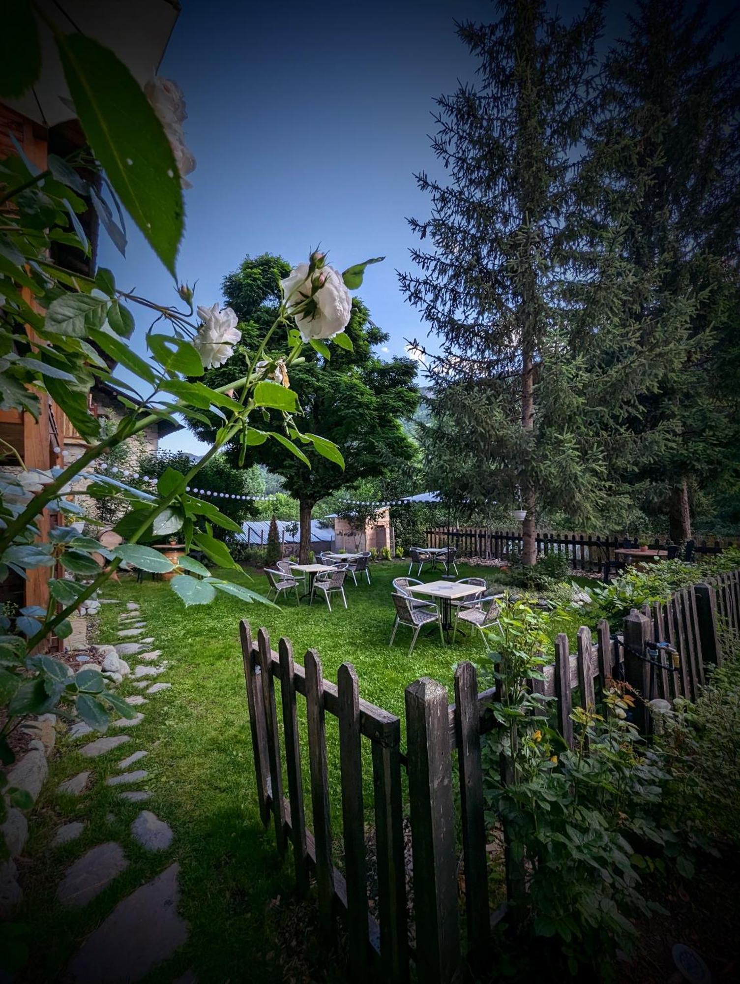 Hotel Auberge Saint Antoine à Pelvoux Extérieur photo